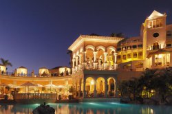 Профессии сферы гостеприимства: Генеральный менеджер отеля General Manager, Hotel Профессии сферы гостеприимства: Генеральный менеджер отеля General Manager, Hotel