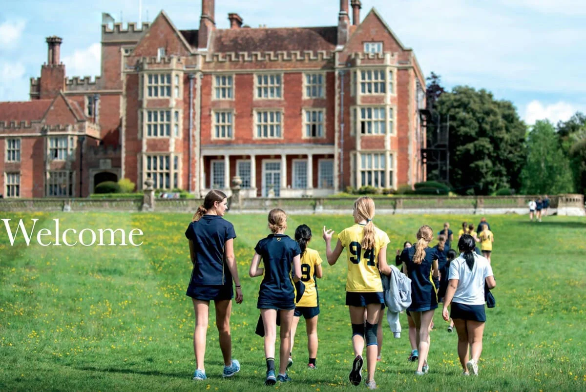 Особливості навчання у школах для дівчаток в Англії: Переваги